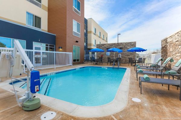 Fairfield Inn & Suites Cuero